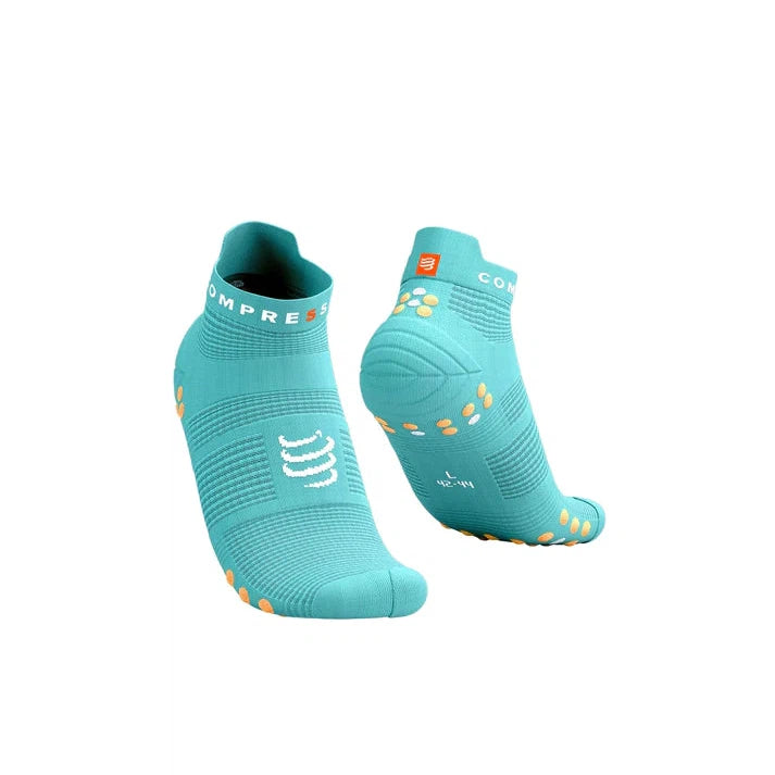 Fuzzy thermal socks-Compressport Pro Racing Socks V4.0 Ultralight Run Low - Crème De Menthe/Papaya Punch