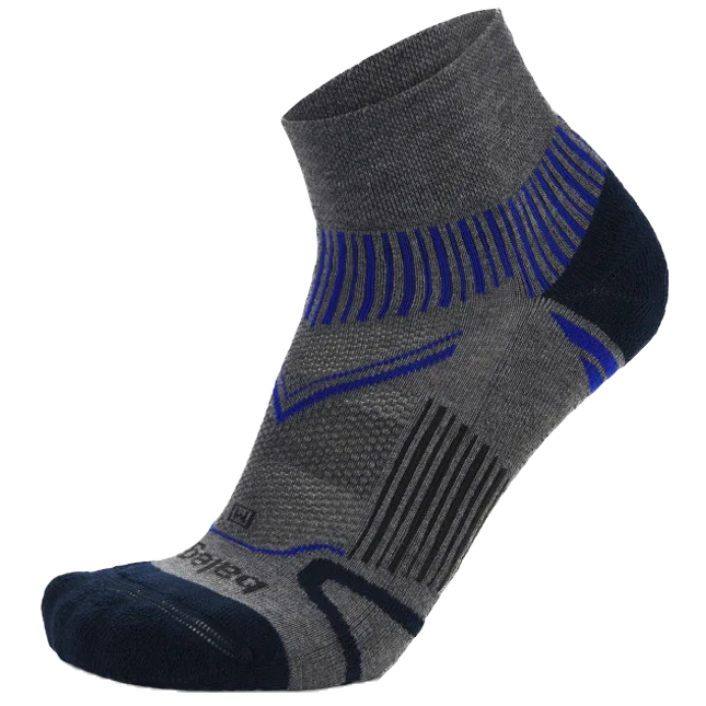 Athletic white socks-Men's Enduro Quarter