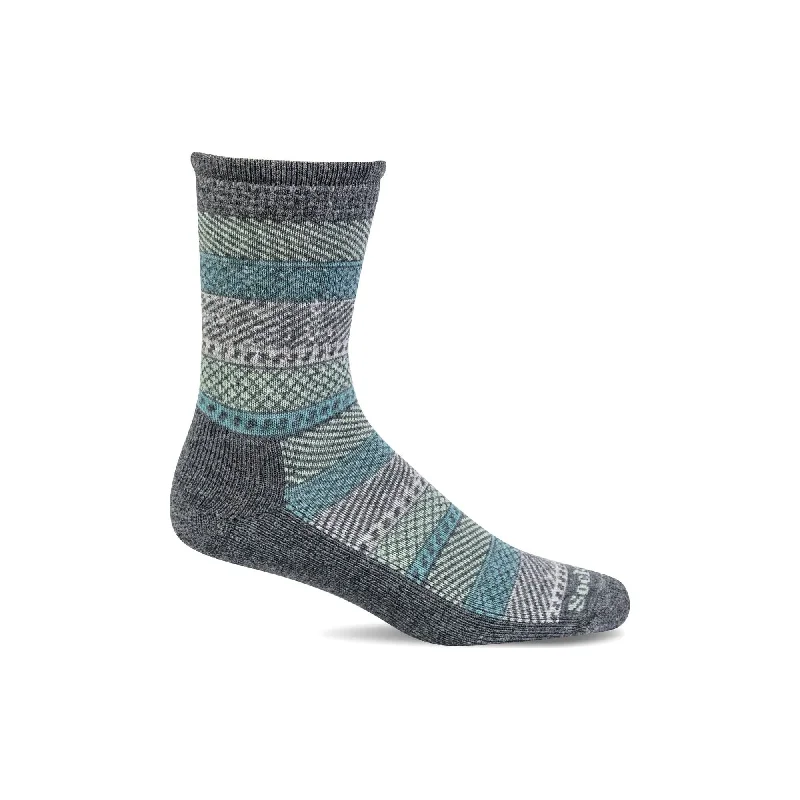 Grip fitness socks-Sockwell Womens Lounge About Essential Comfort Crew Socks