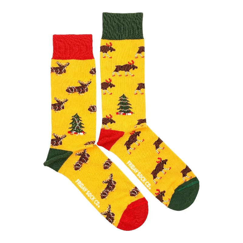 Soft merino socks-Ugly Christmas Moose Mismatched Socks M