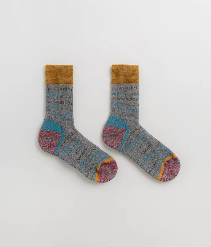 Athletic cozy socks-and wander Wool Socks - Light Grey