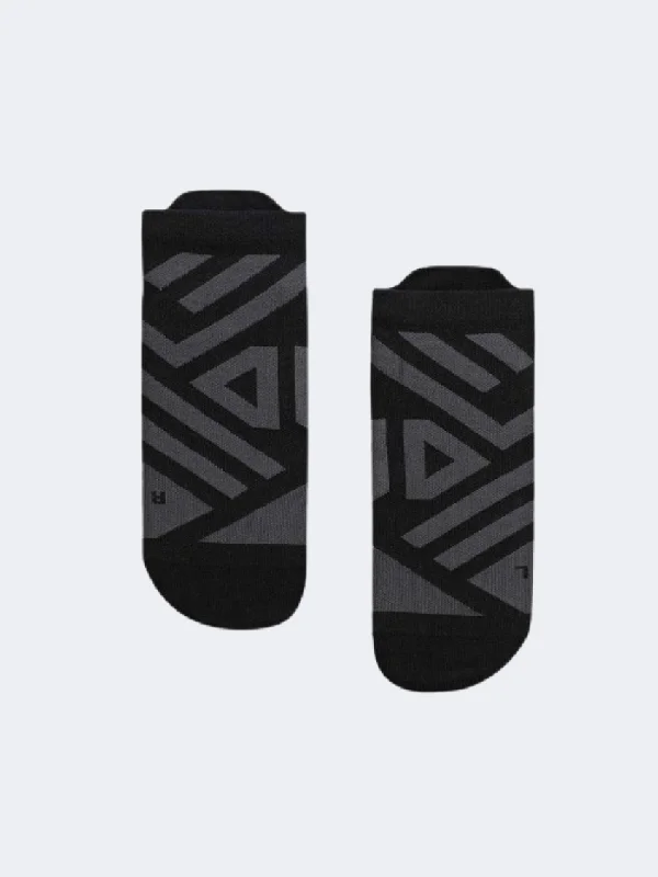 Breathable ankle socks-On Performance Women Running Sock Black